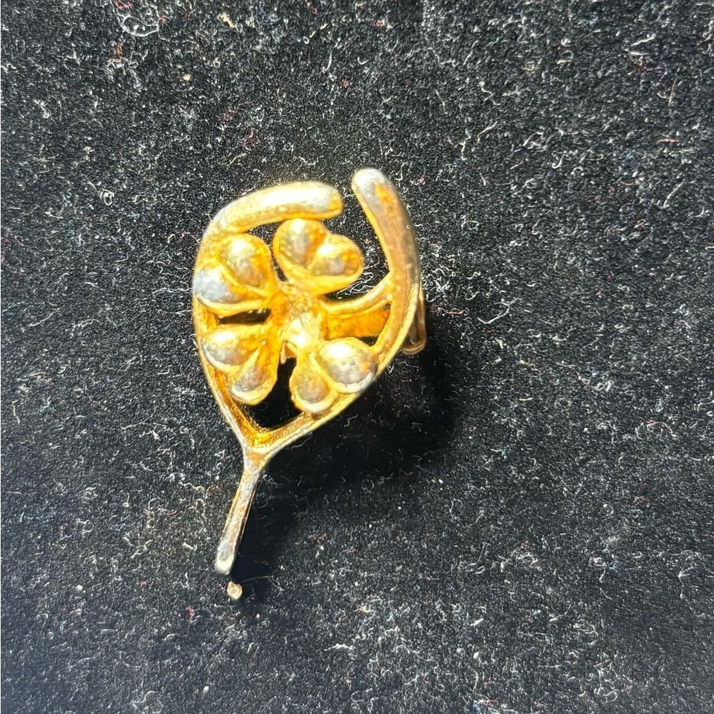 Vintage Goldtone Wishbone Brooch Excellent Preloved Condition